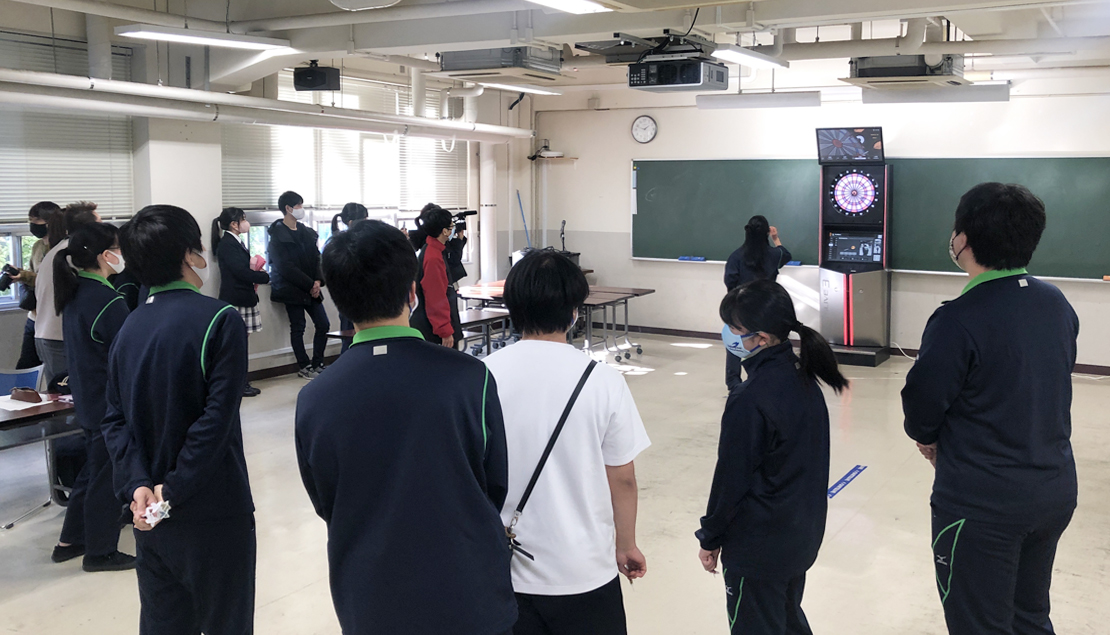 【コロナ禍】学校行事が全部なくなってしまった高校三年生の前にダーツが出現!